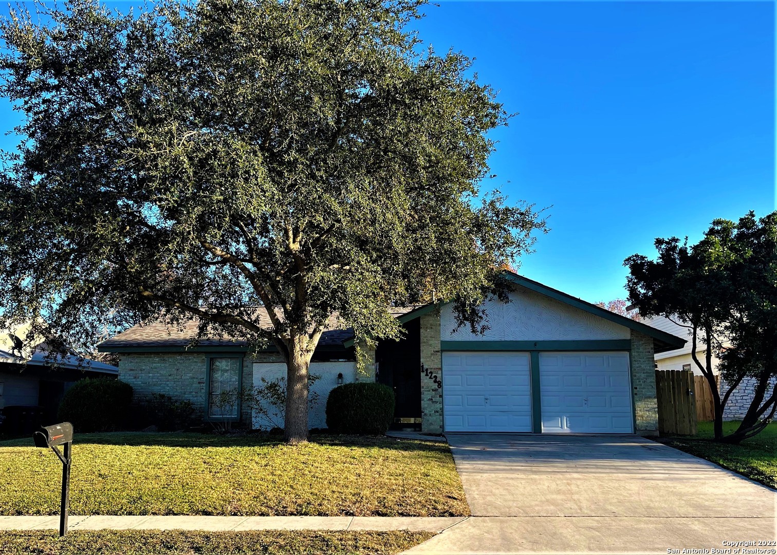 11238 El Sendero Street San Antonio TX 78233