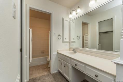 2114 Oak Wild Street San Antonio TX 78232