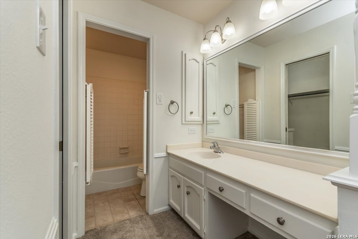 2114 Oak Wild Street San Antonio TX 78232