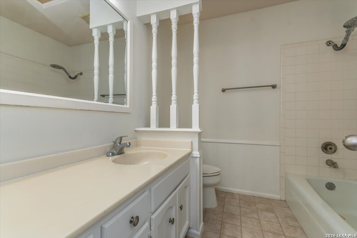 2114 Oak Wild Street San Antonio TX 78232