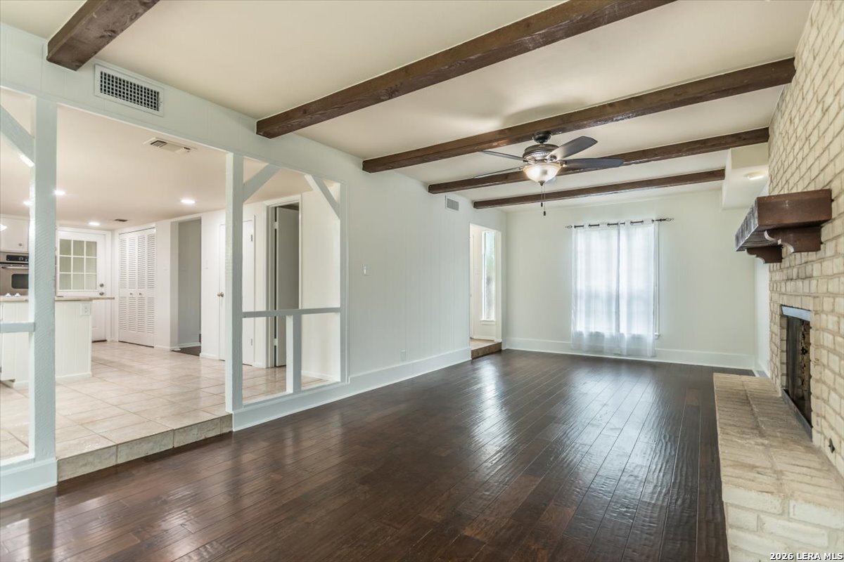 2114 Oak Wild Street San Antonio TX 78232