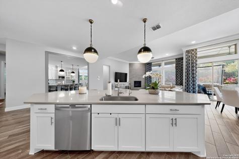 3922 Balentine San Antonio TX 78257