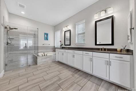 3922 Balentine San Antonio TX 78257