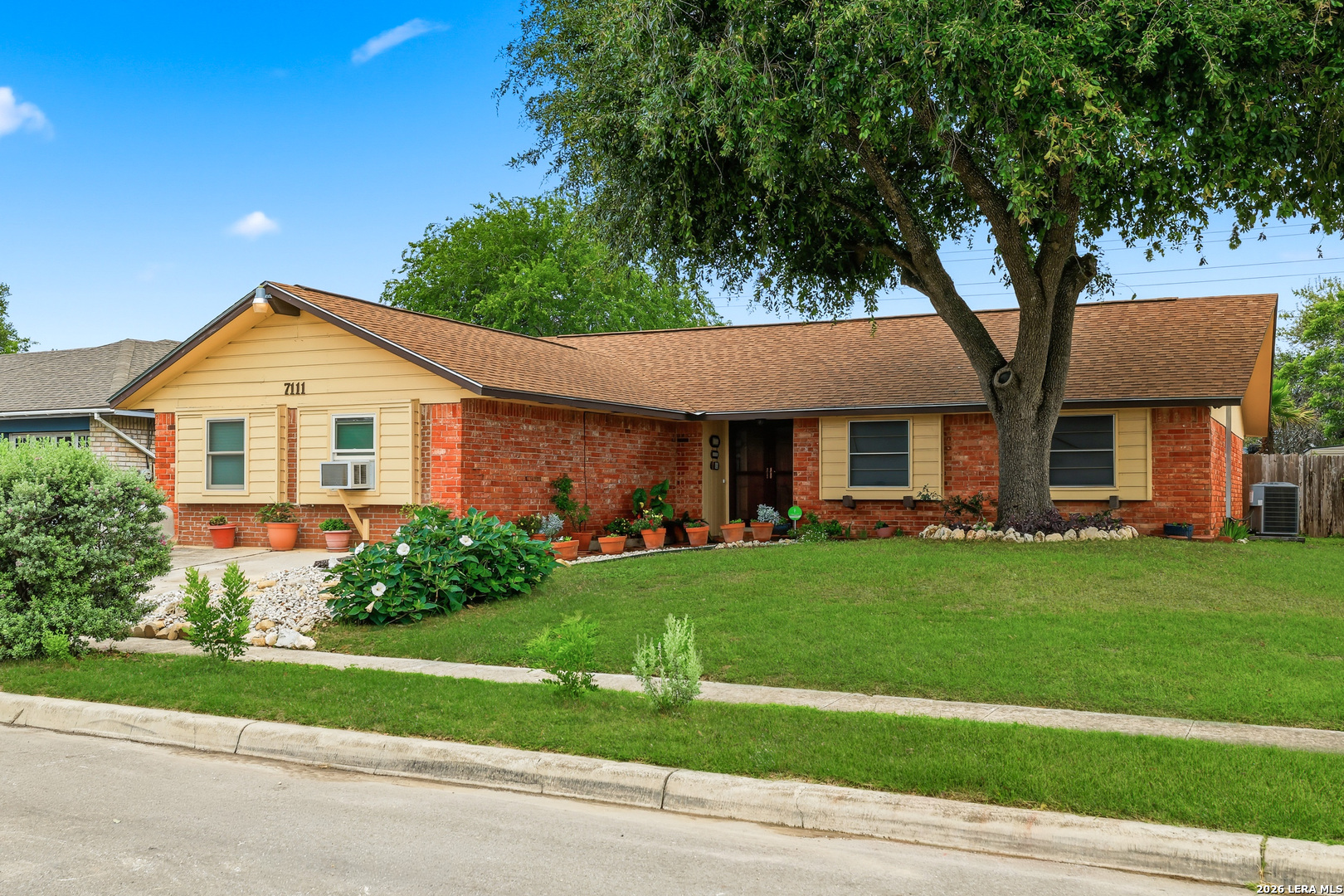 7111 Split Creek San Antonio TX 78238