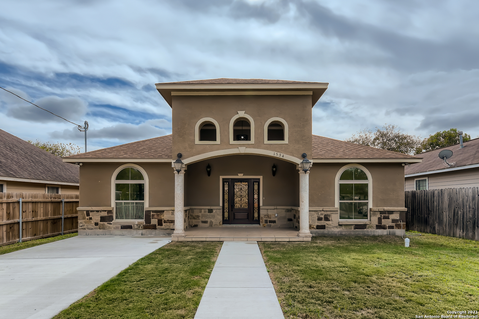 1534 Santa Rita San Antonio TX 78214