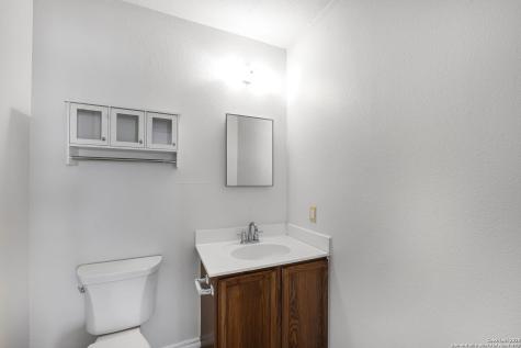 9711 Diamond Cliff Drive Helotes TX 78023
