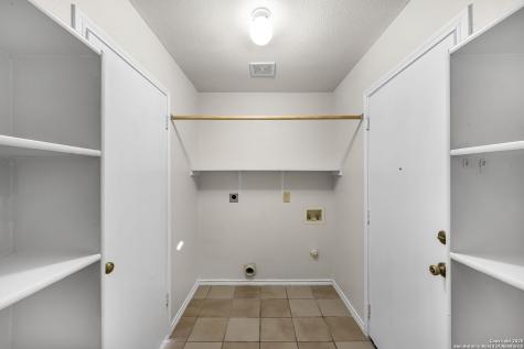 9711 Diamond Cliff Drive Helotes TX 78023