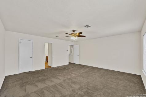 9711 Diamond Cliff Drive Helotes TX 78023