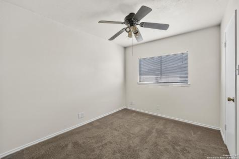 9711 Diamond Cliff Drive Helotes TX 78023