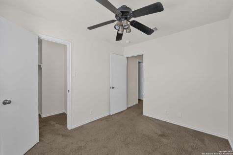 9711 Diamond Cliff Drive Helotes TX 78023