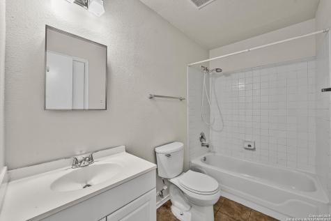 9711 Diamond Cliff Drive Helotes TX 78023