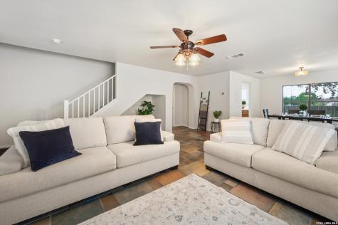 9711 Diamond Cliff Drive Helotes TX 78023