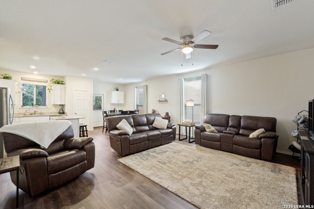 11423 Long Rider San Antonio TX 78254