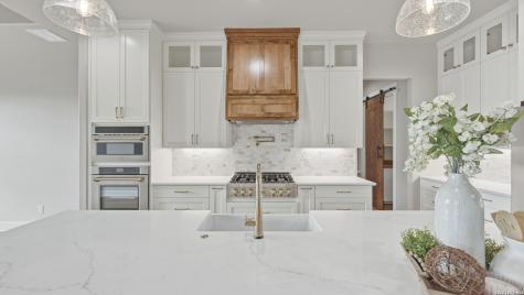 111 Ashton Oak New Braunfels TX 78132