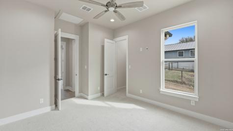 111 Ashton Oak New Braunfels TX 78132