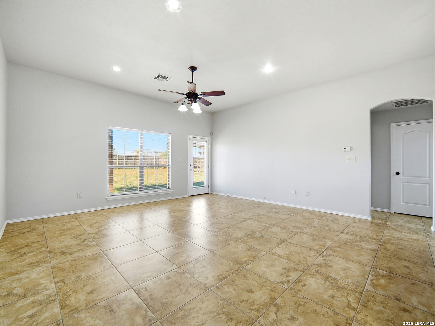 1924 Vista View Pleasanton TX 78064
