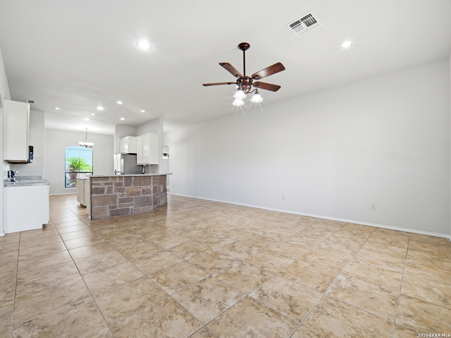 1924 Vista View Pleasanton TX 78064