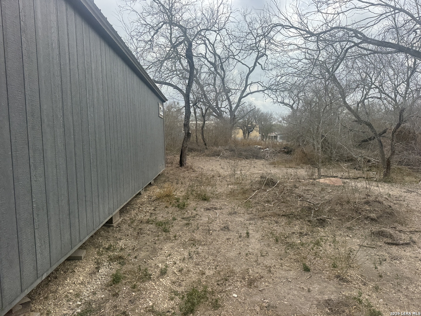 711 N Davidson Karnes City TX 78118