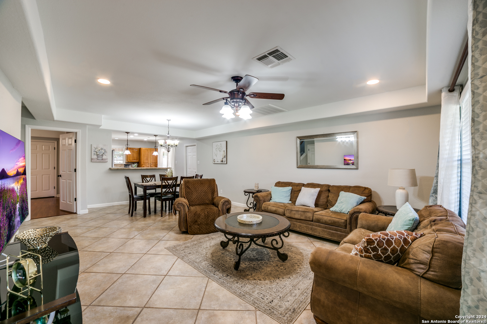 1131 Alametos San Antonio TX 78201