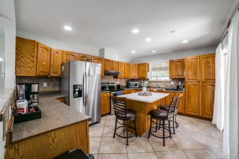 1131 Alametos San Antonio TX 78201