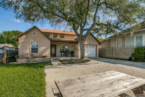 1131 Alametos San Antonio TX 78201