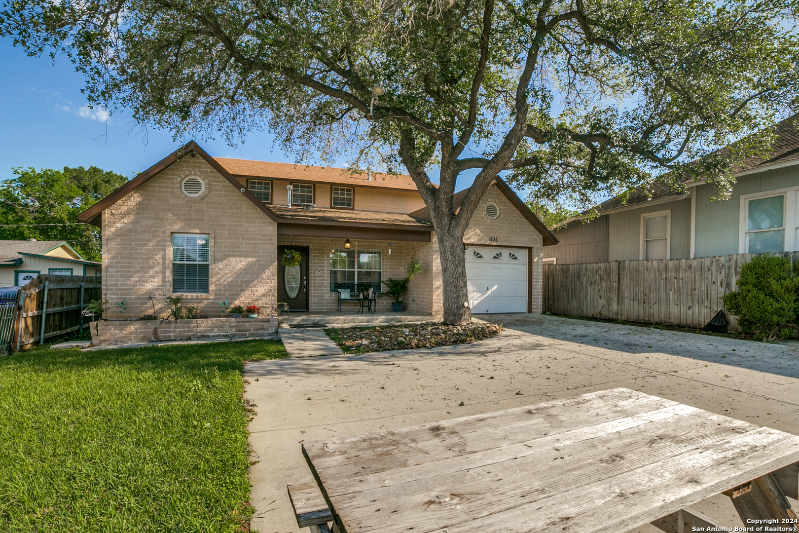 1131 Alametos San Antonio TX 78201