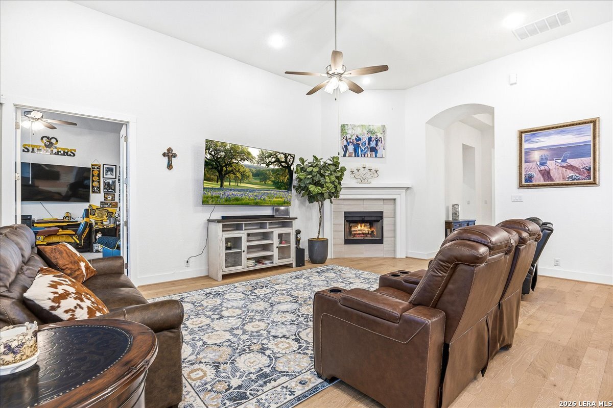 421 Corwin Springs Cibolo TX 78108
