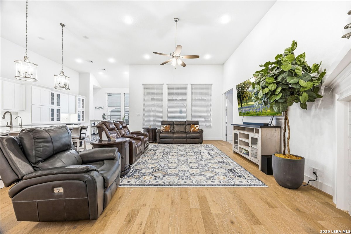 421 Corwin Springs Cibolo TX 78108