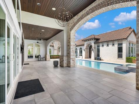 102 Wellesley Cove Shavano Park TX 78231