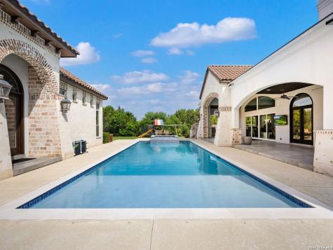 102 Wellesley Cove Shavano Park TX 78231