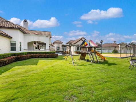 102 Wellesley Cove Shavano Park TX 78231