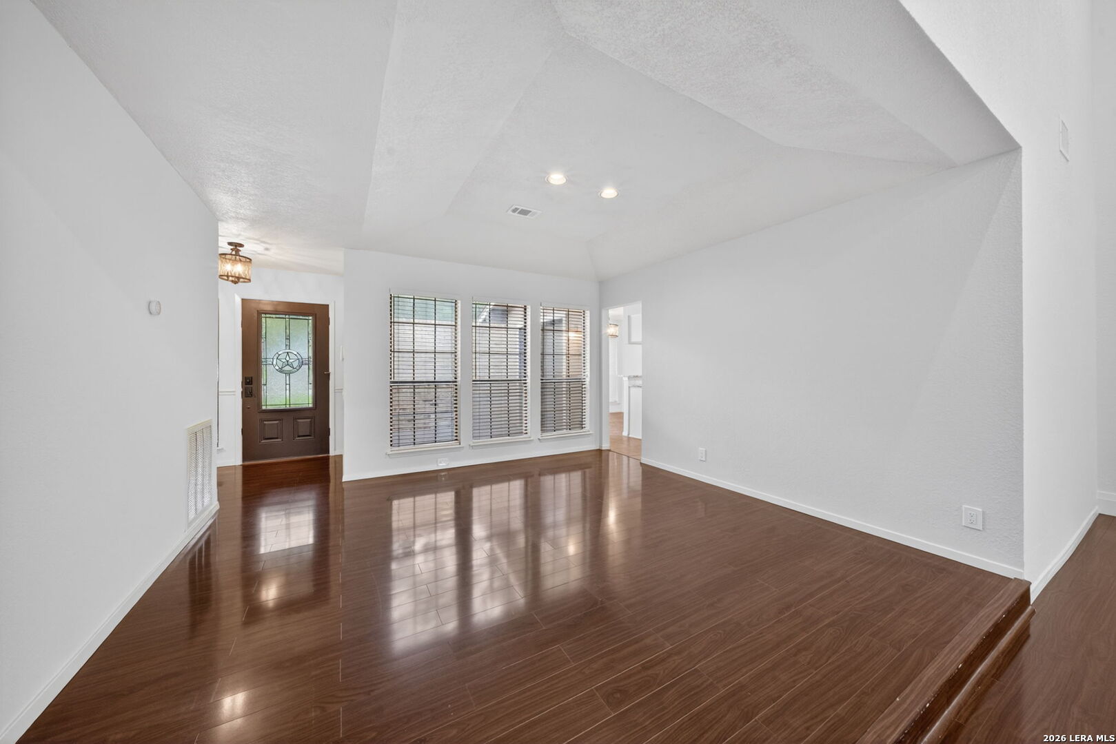 8926 Shady Leaf San Antonio TX 78254