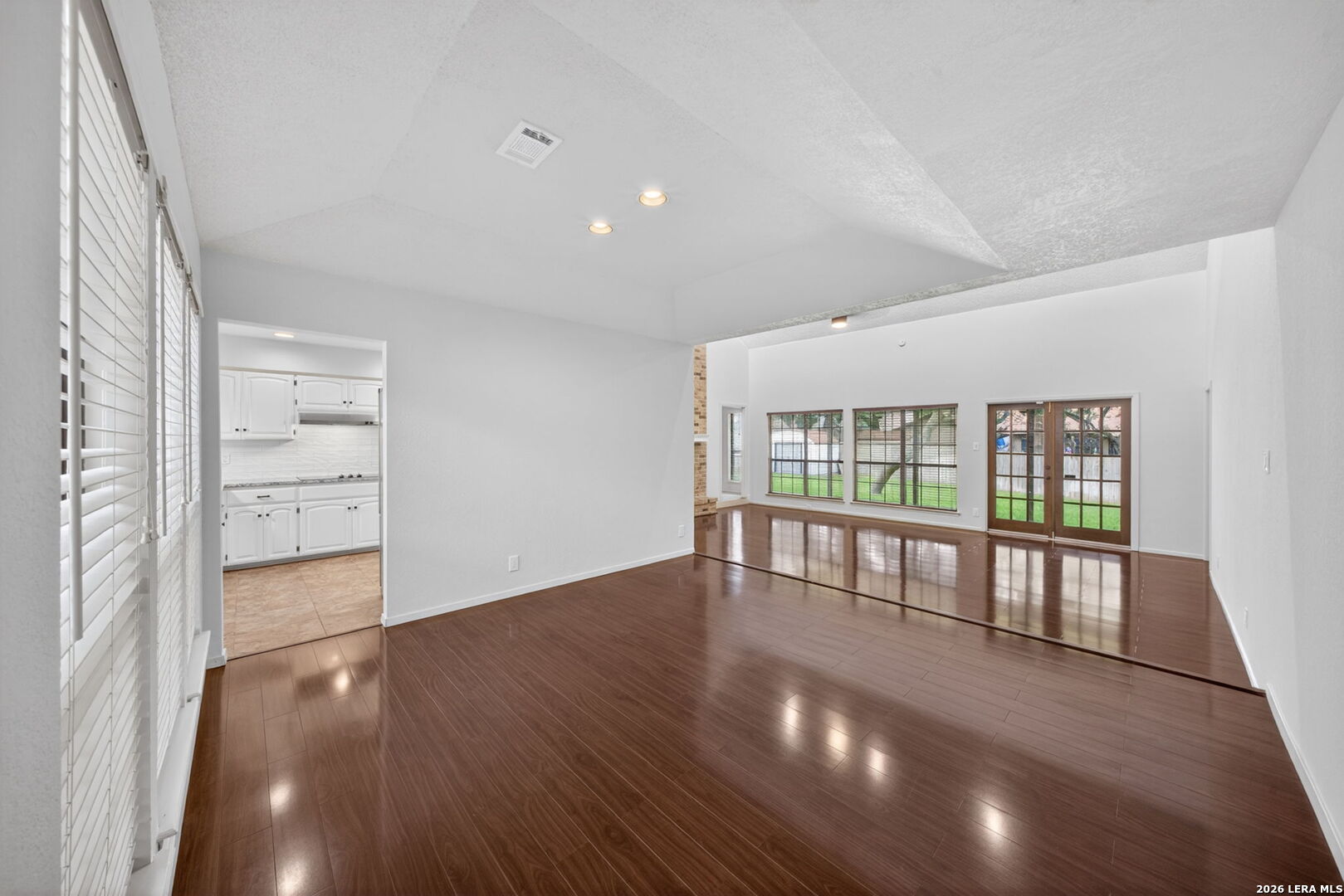 8926 Shady Leaf San Antonio TX 78254