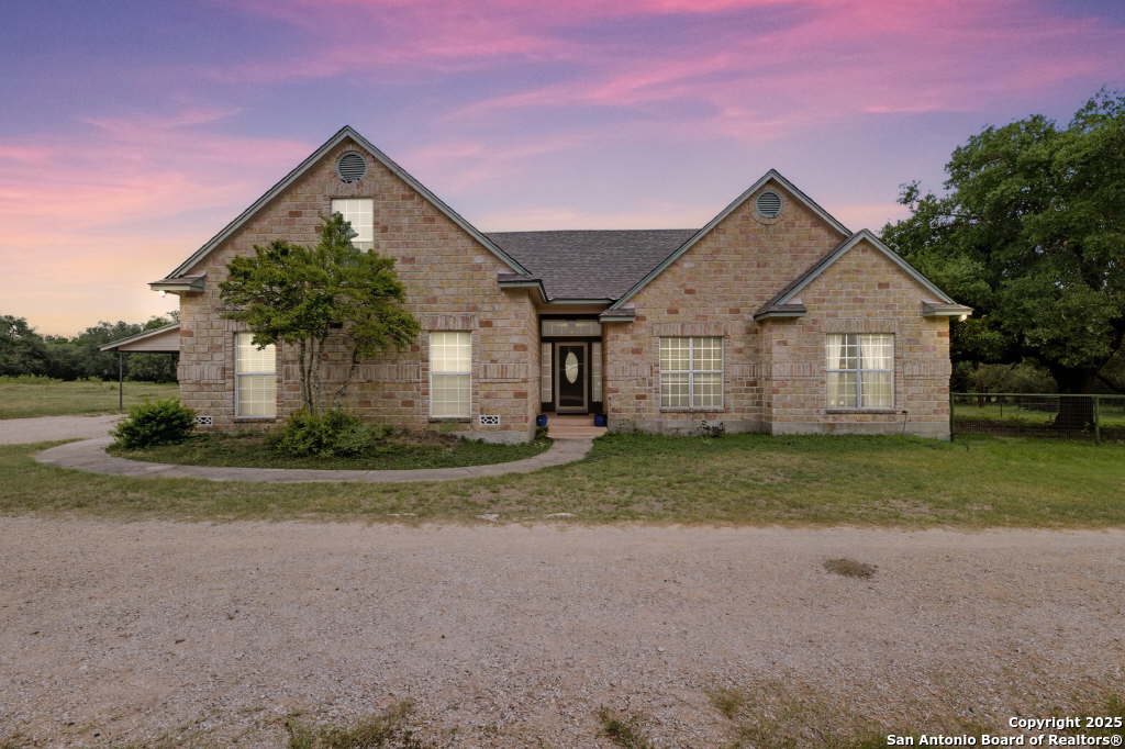 370 Pr 3502 Hondo TX 78861