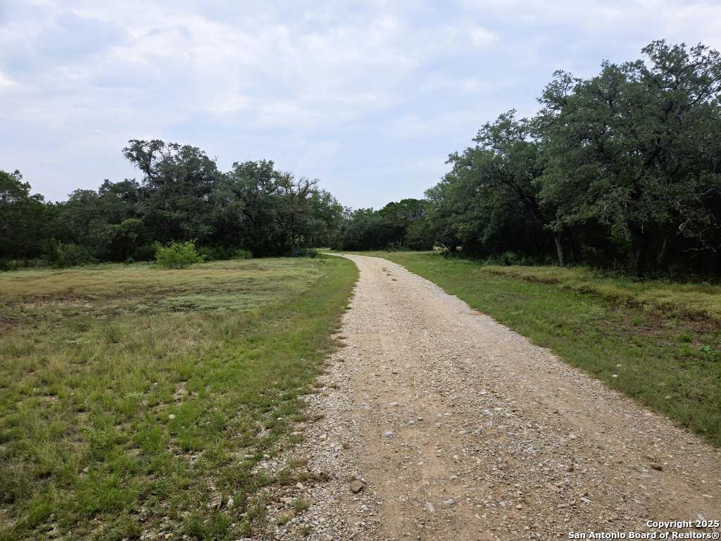 370 Pr 3502 Hondo TX 78861