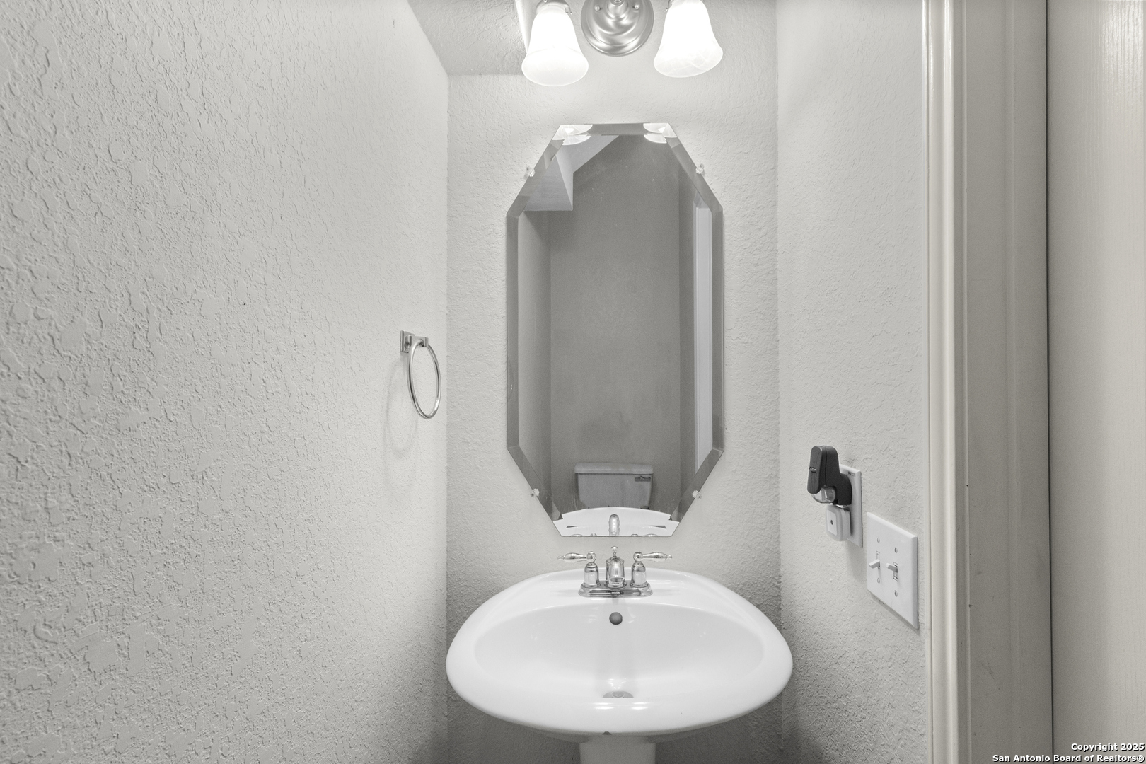 6210 W Jolie Court San Antonio TX 78240