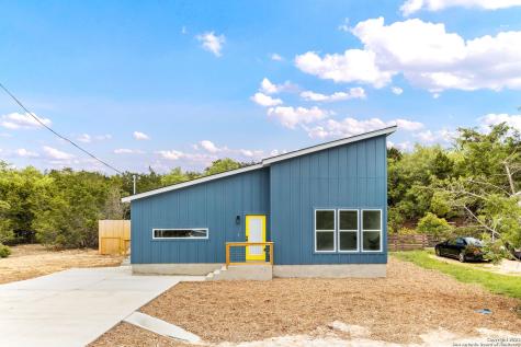 1827 Live Oak Drive Canyon Lake TX 78133
