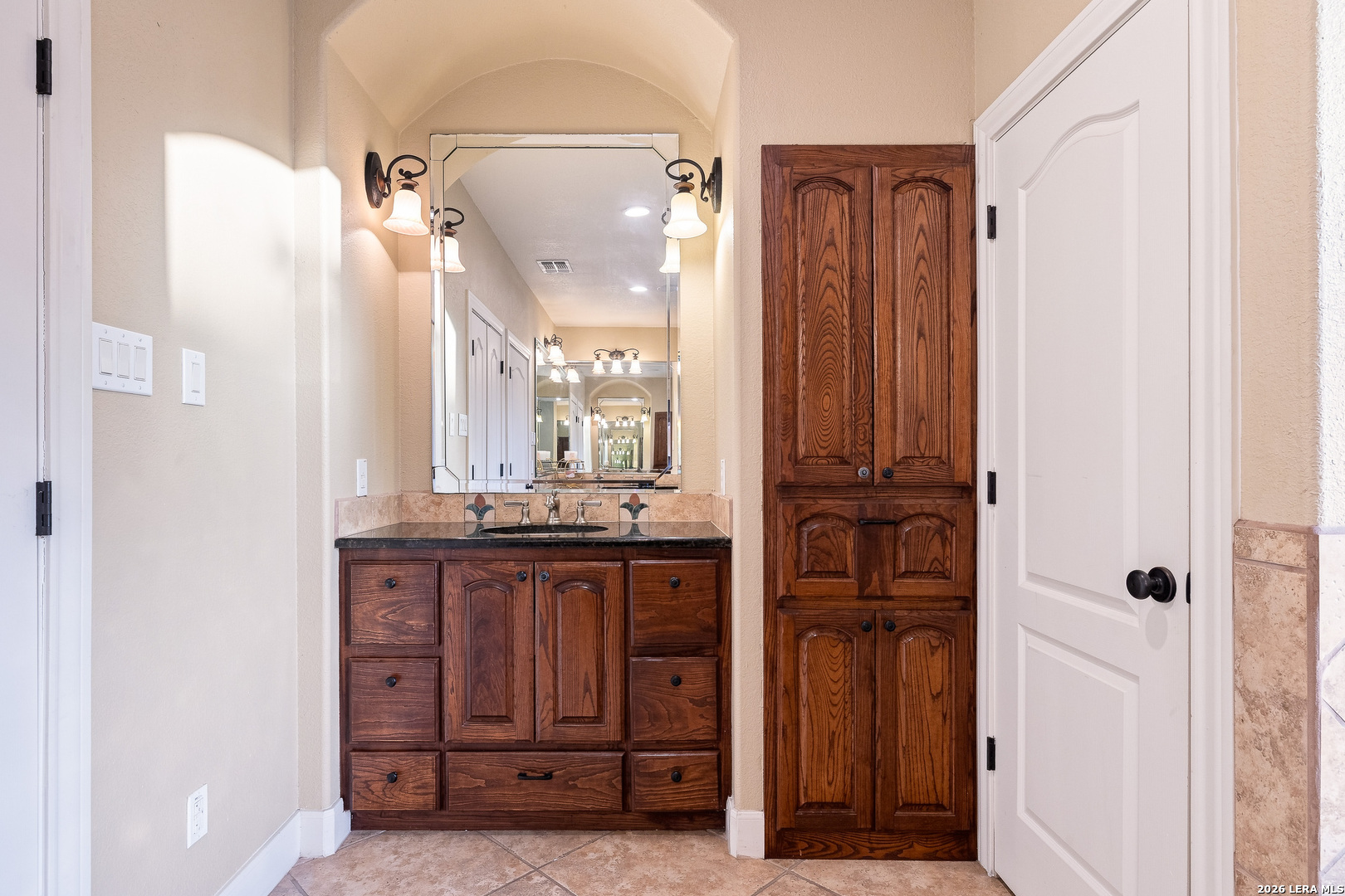 18875 Shadow Canyon Helotes TX 78023