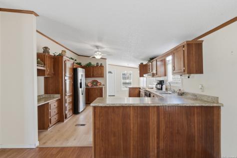 205 Creekview Floresville TX 78114