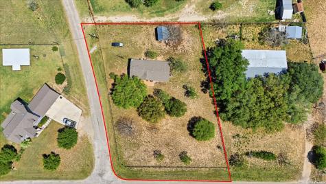 205 Creekview Floresville TX 78114