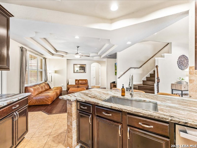 5527 Cross Pond San Antonio TX 78249