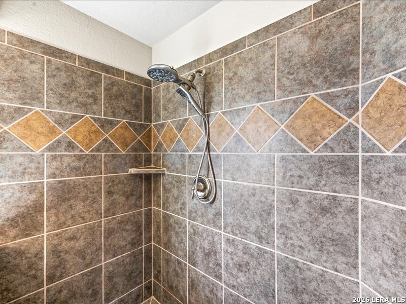 5527 Cross Pond San Antonio TX 78249