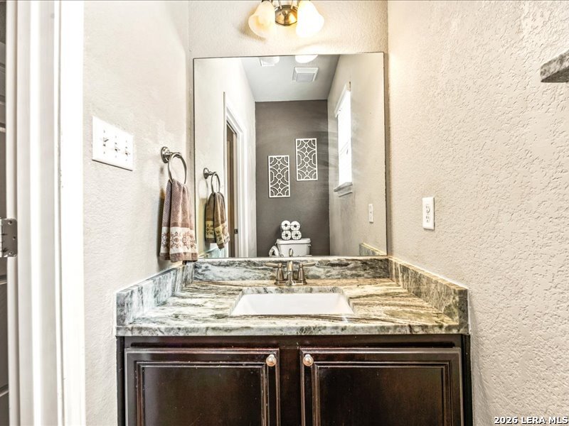 5527 Cross Pond San Antonio TX 78249