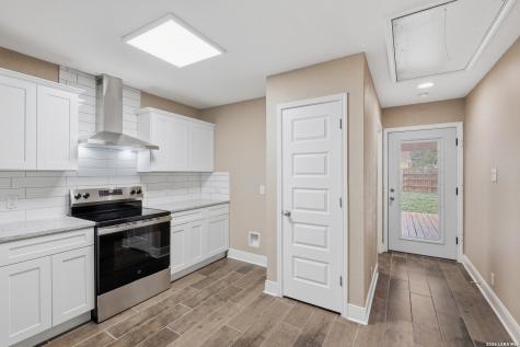 8723 Ludtke San Antonio TX 78221