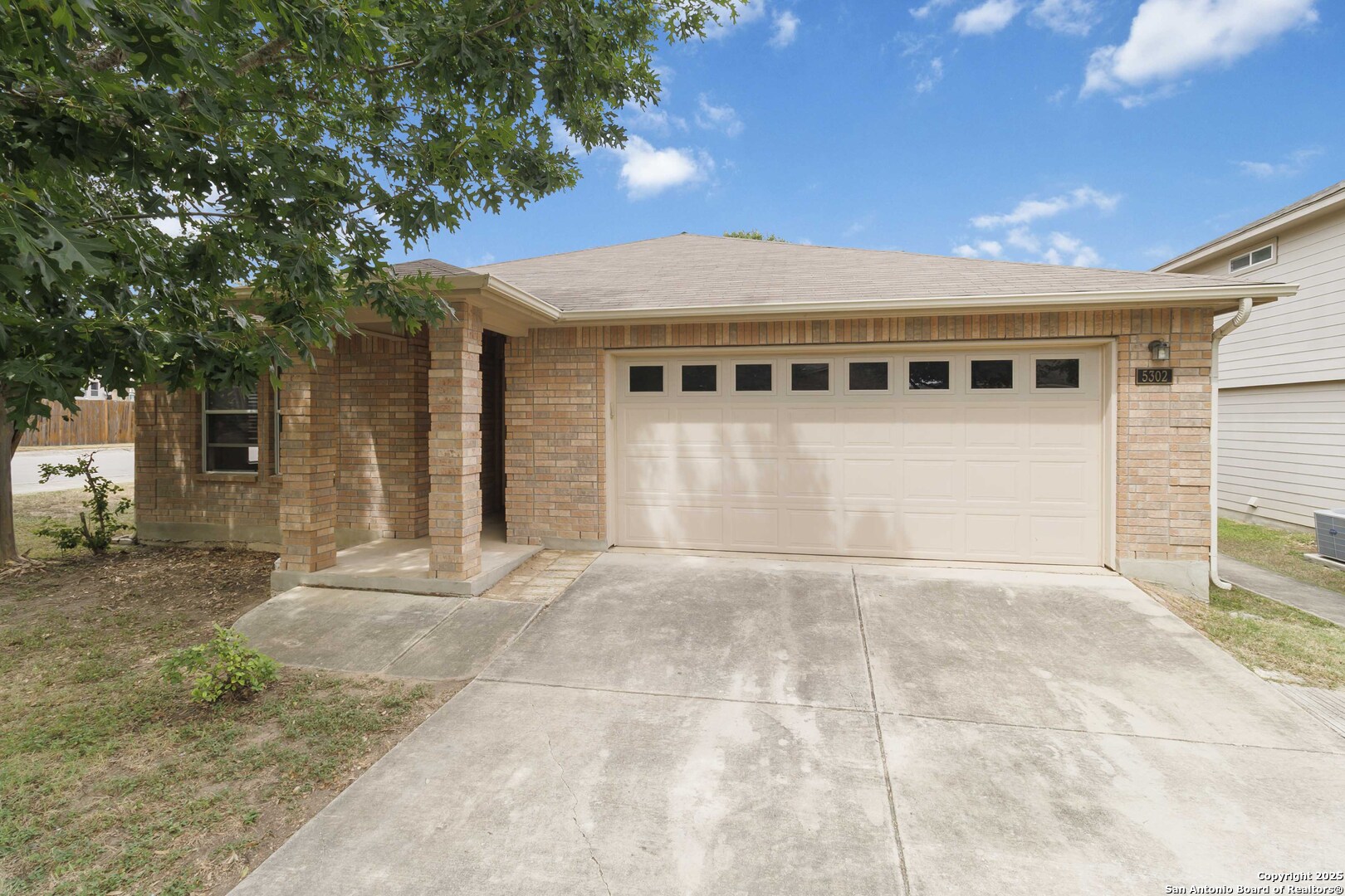 5302 Duke Field San Antonio TX 78227