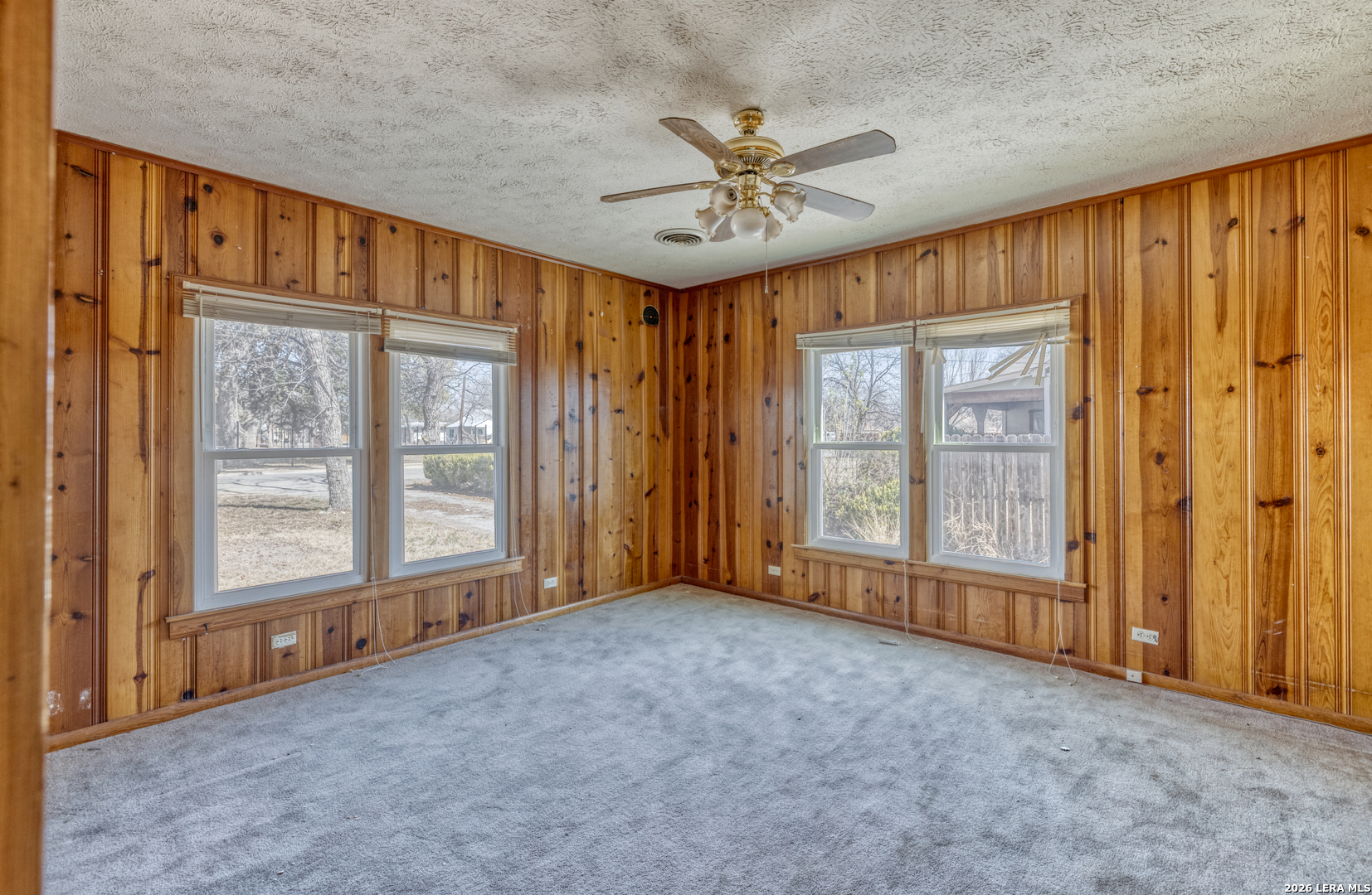 227 Mueller Uvalde TX 78801