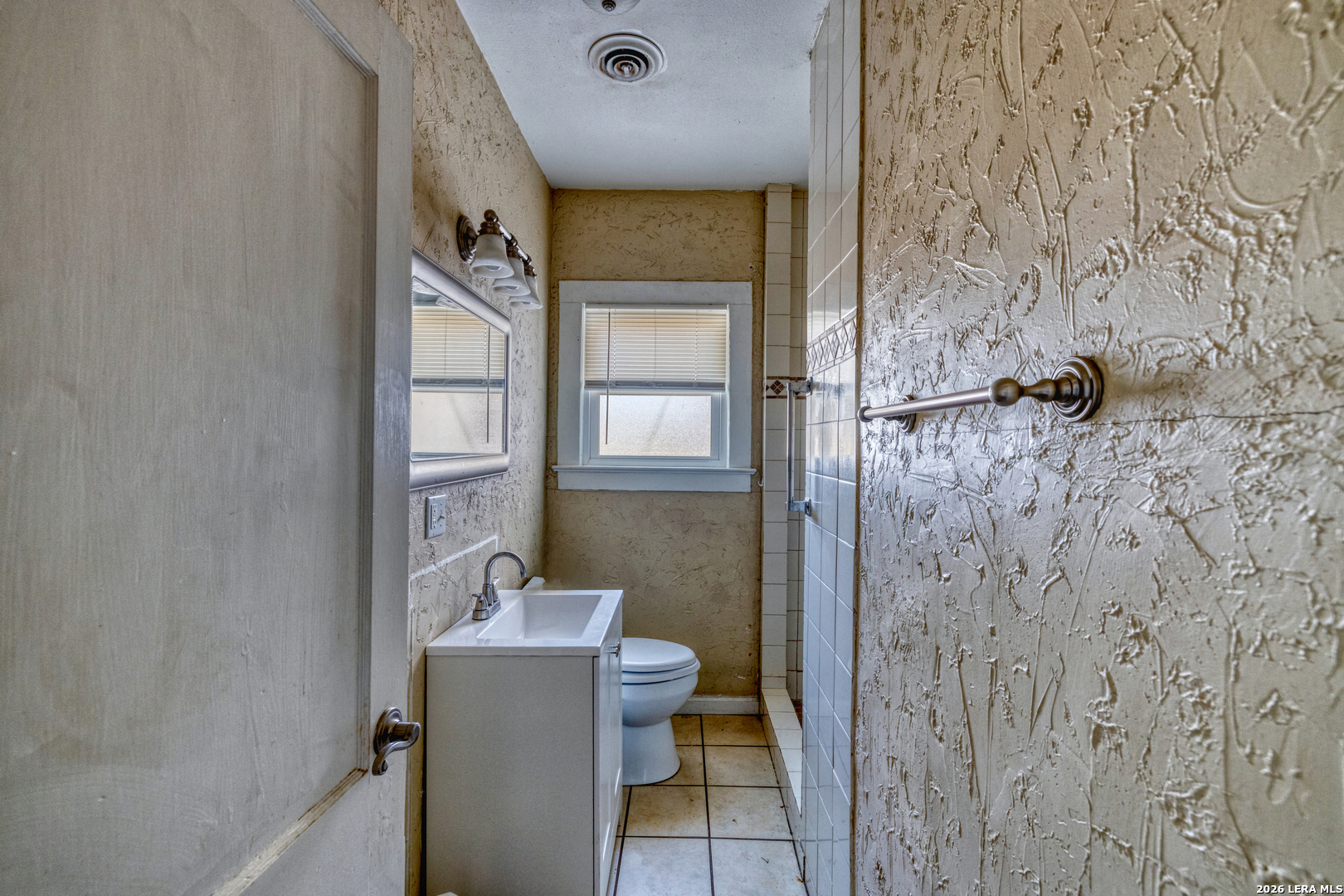 227 Mueller Uvalde TX 78801