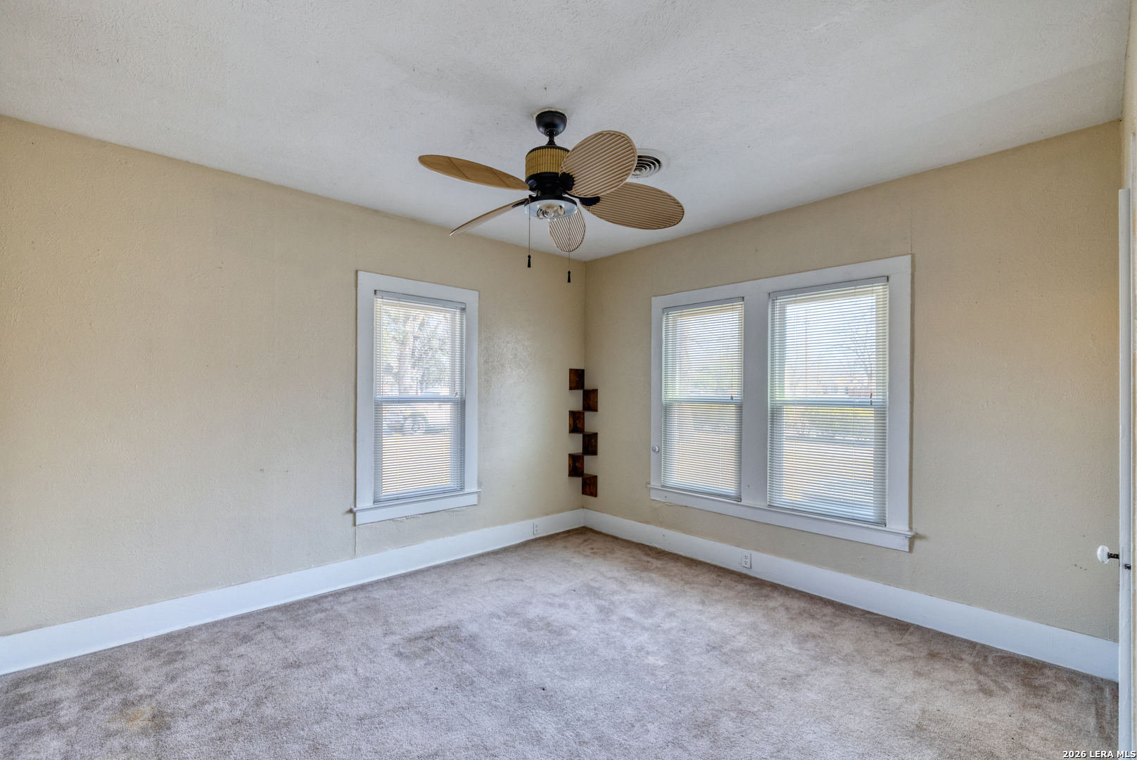 227 Mueller Uvalde TX 78801