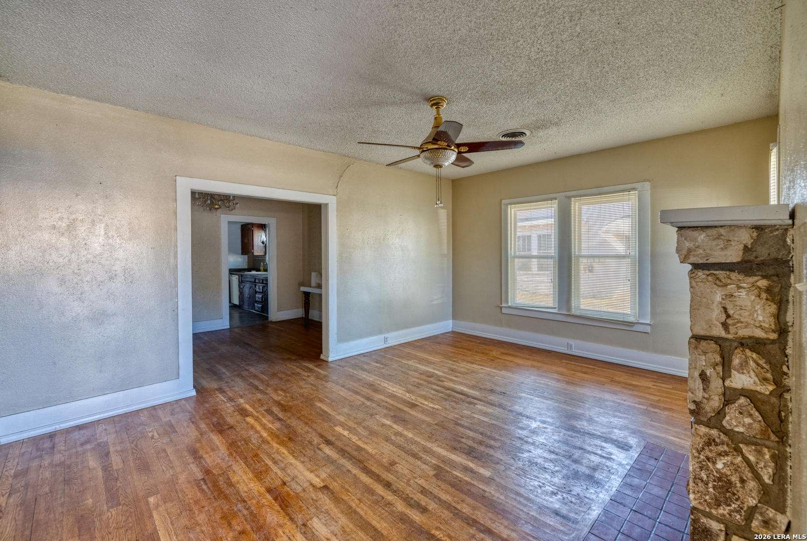 227 Mueller Uvalde TX 78801