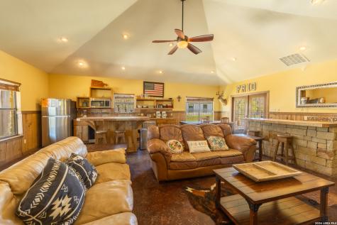 726 Tierra Linda Concan TX 78838
